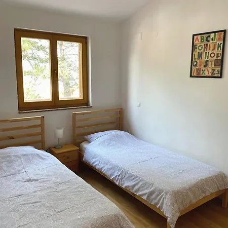Lili Apartman