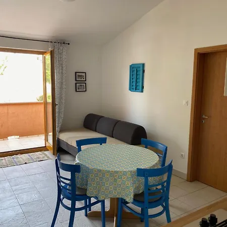 Lili Apartmán Baška